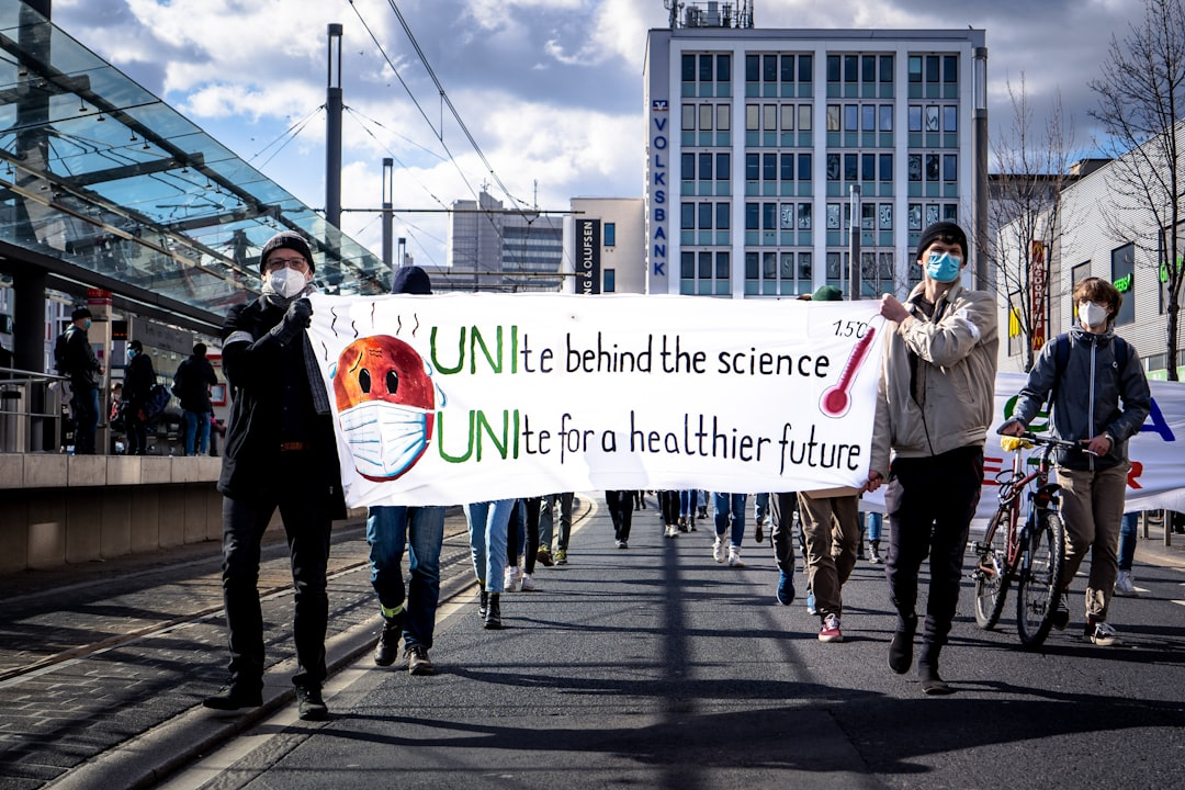 A stylized, glowing human brain intricately built upon four distinct, illuminated architectural pillars representing Sleep, Nutrition, Exercise, and Mindfulness, with subtle, enhancing light trails flowing from the pillars into the brain, signifying nootropics as amplifiers for holistic cognitive performance.